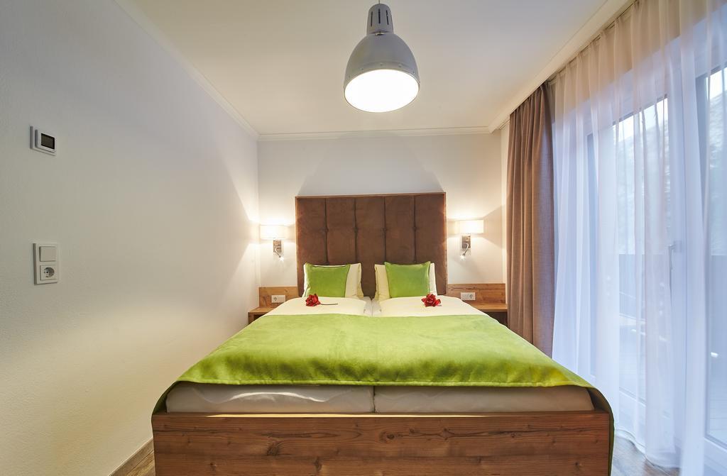 Bed and Breakfast Landhaus Keil Saalbach Zimmer foto